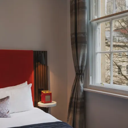 The Berkeley Square Hotel Bristol Отели рядом с достопримечательностью «Клифтон»