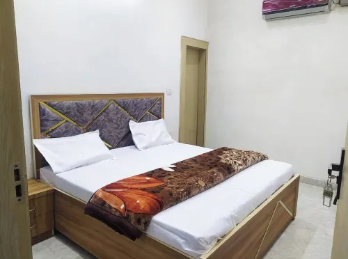 Hotel Meera residency Mathura