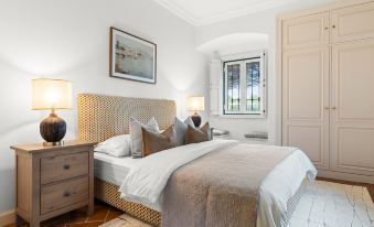 Fairview Villa by Cadenzalux