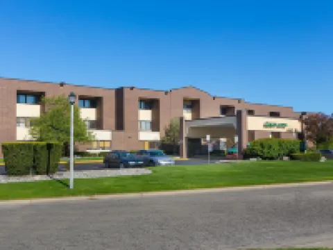 Quality Suites Hoteles en Waverly