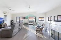 بيناكل بينتهاوس أمبيانس فيوز بوول جيم