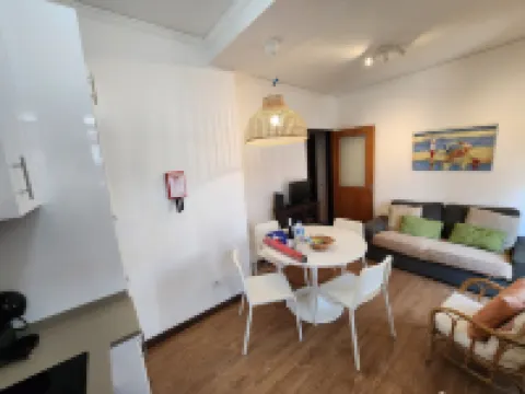 陽光公寓