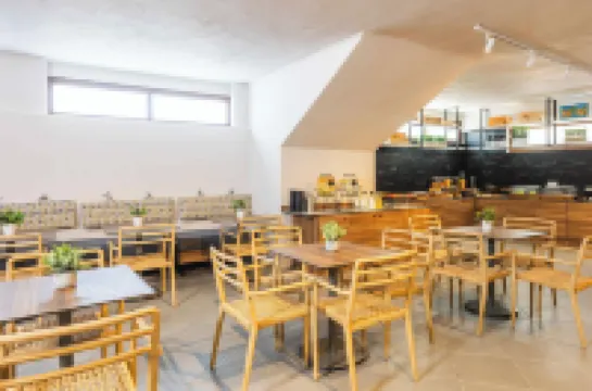 Casa Blue Hotel, Philian Hotels and Resorts