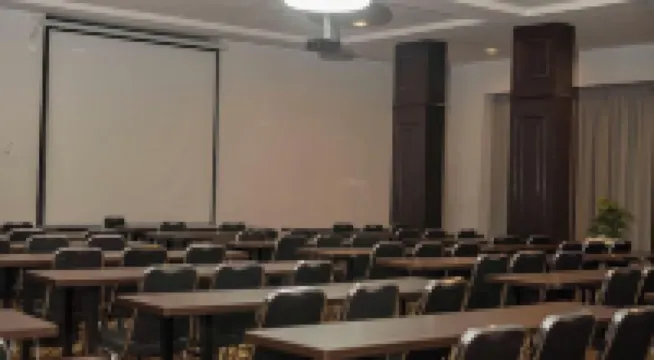 Ramat Hotel and Garden