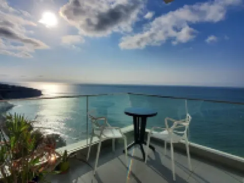 ซัมฟาร์ วากาซิโอเนส โรงแรมในมันตา