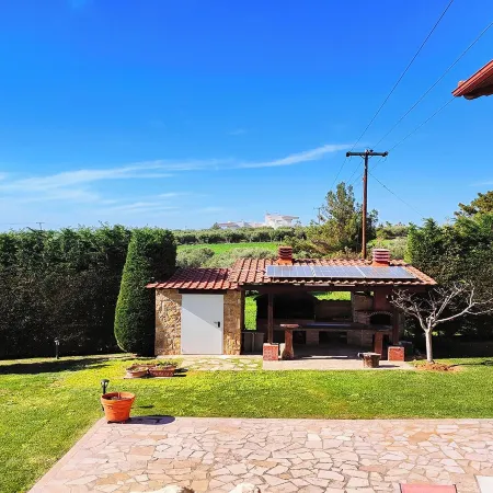 Villa Traditional Estate Heated Pool