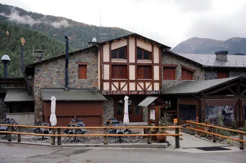 Hotel Restaurant Camp del Serrat Hotel di Encamp