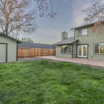 Modern 3-bedroom Escape in Northwest Reno Hotels near Cabela's