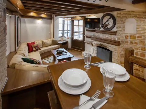 GHH的村莊阿拉喬瓦巢