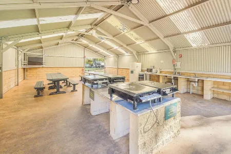 Reflections Tumut River Отели в г. Киллимикат