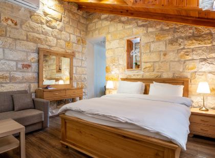 Via Maria Boutique Suites