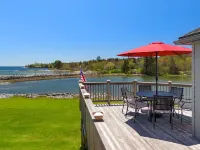 Waterfront Access and Stunning Ocean Views - Charming Maine Retreat