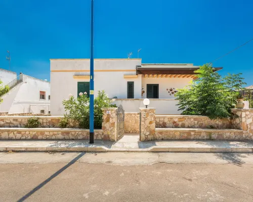 3119 A Casa di Giulia e Sofia by Barbarhouse Hotels in Torre Suda