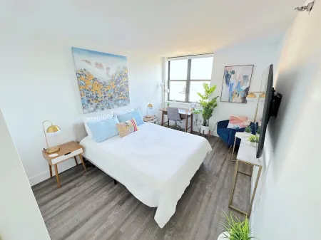Luxury 2BR-1BA - 10 min to NYC - Elevator - Laundry - Gym - Roofdeck - Hoboken Отели рядом с достопримечательностью «Технологический институт Стивенс»