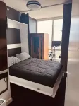 Skyline Serenity: Sauna, Hot Tub, Peloton, Views, Free Parking, Wifi