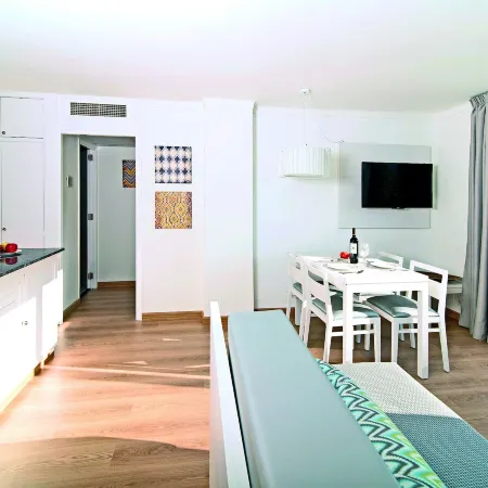Cabot Sivella Apartments