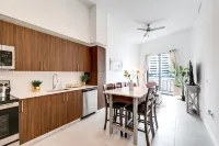 New 2Bed/2Bath Next to Jackson Memorial Hospital