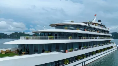 Sea Stars Cruise Ha Long Bay Hotels in Ha Long