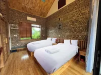 Duong Lam Village Hôtels à : Vinh Thinh