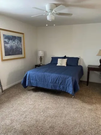 Welcome Midtown Convenience Отели рядом с достопримечательностью «Mountain View Event Center»