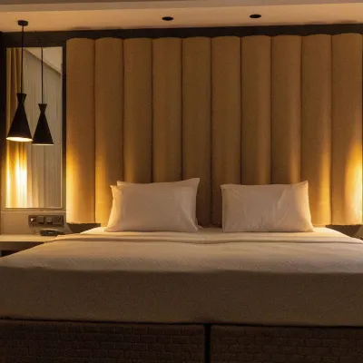 Bloom Suite Hotel Отели рядом с достопримечательностью «Ратуша»