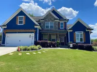 Golfers Paradise-No Greenjacket Necessary. Sleeps 10 . Golf Sim. Heated Pool.
