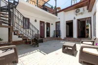 Studio Apartment on top of old Tbilisi with a 180 degree View of the city