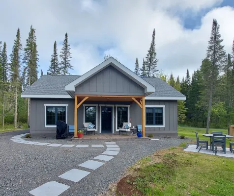 Balsam House in Washburn, Wisconsin Hotel a Washburn