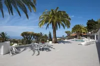 El Balcon: Charm, Design and Light