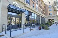 Modern DC Retreat w/Parking for 4 Cars! -Brookland Hotels in Catholic University-Brookland