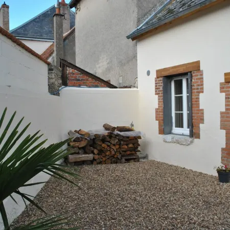 IDEAL FAMILY HOUSE