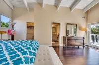 Dream Tropical Pool House Delray Beach near Ocean Hotels near Delray Beach Tri Rail Station