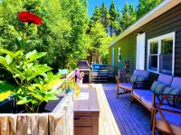 Miracles on Polly - Enchanted River Retreat Hotels near St. Andrew's Chapel