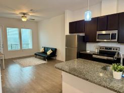 Chic 1-bedroom apartment with WiFi, fitness room in charming Leander