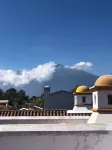 COZY COLONIAL TWO-BEDROOM FAMILY HOME WITH BEAUTIFUL TERRACE WITH VOLCANOES VIEW