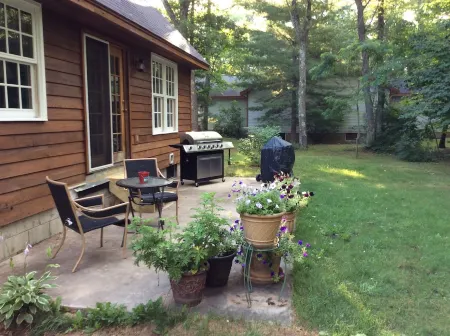 Private, woods, trails, Duck Lake access, Kayaking, Interlochen concerts