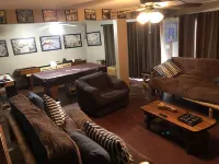 Spacious 5 BR/3 BA Pocono Chalet game room in the Hideout
