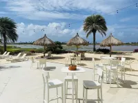 Amazing Ground Floor 2 BR Condo in Malmok close to Arashi Beach