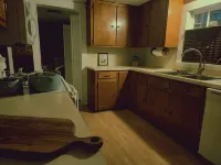 King bed Weatherford square