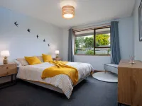 Comfort, Style, Relaxation. Your Home Away from Home Awaits! โรงแรมในเบลนไฮม์