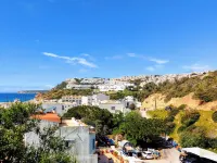 Holiday Apartment 100 meters from the beach Hotels in Salema