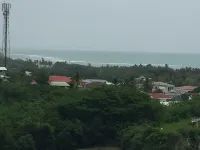 VILLA D'ALICE 1 TOWN CENTER 10 minutes ON FOOT FROM THE BEACH OF BOURG 3 STARS Hotels in Sainte-Anne