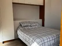 Condo in Central Fluvial/Versalles. Minutes from the airport and all amenities.