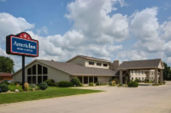 AmericInn by Wyndham Forest Lake