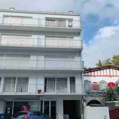 Charming little T2 Lajarrige, La Baule Les Pins 50 m beach, at the foot of shops Hotel Exterior