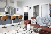 Contemporary Mountain Home With Panoramic Views