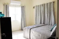 Island gem.  Close to beach and downtown