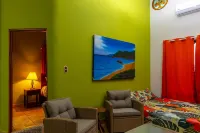 Iguana Apartmentos and Estate - Apartment 3 Hotel di Esterillos Oeste