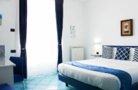 Standard Suite, Solarium and SeaView Hot Tub ミノーリのホテル