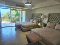 Beachfront with best location in the hotel zone Hotels in Las Glorias